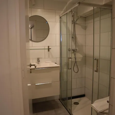 Casa Do Tio Albino Ii, By Op