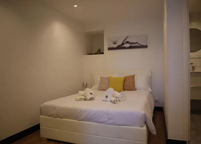 Casa Do Tio Albino Ii, By Op *